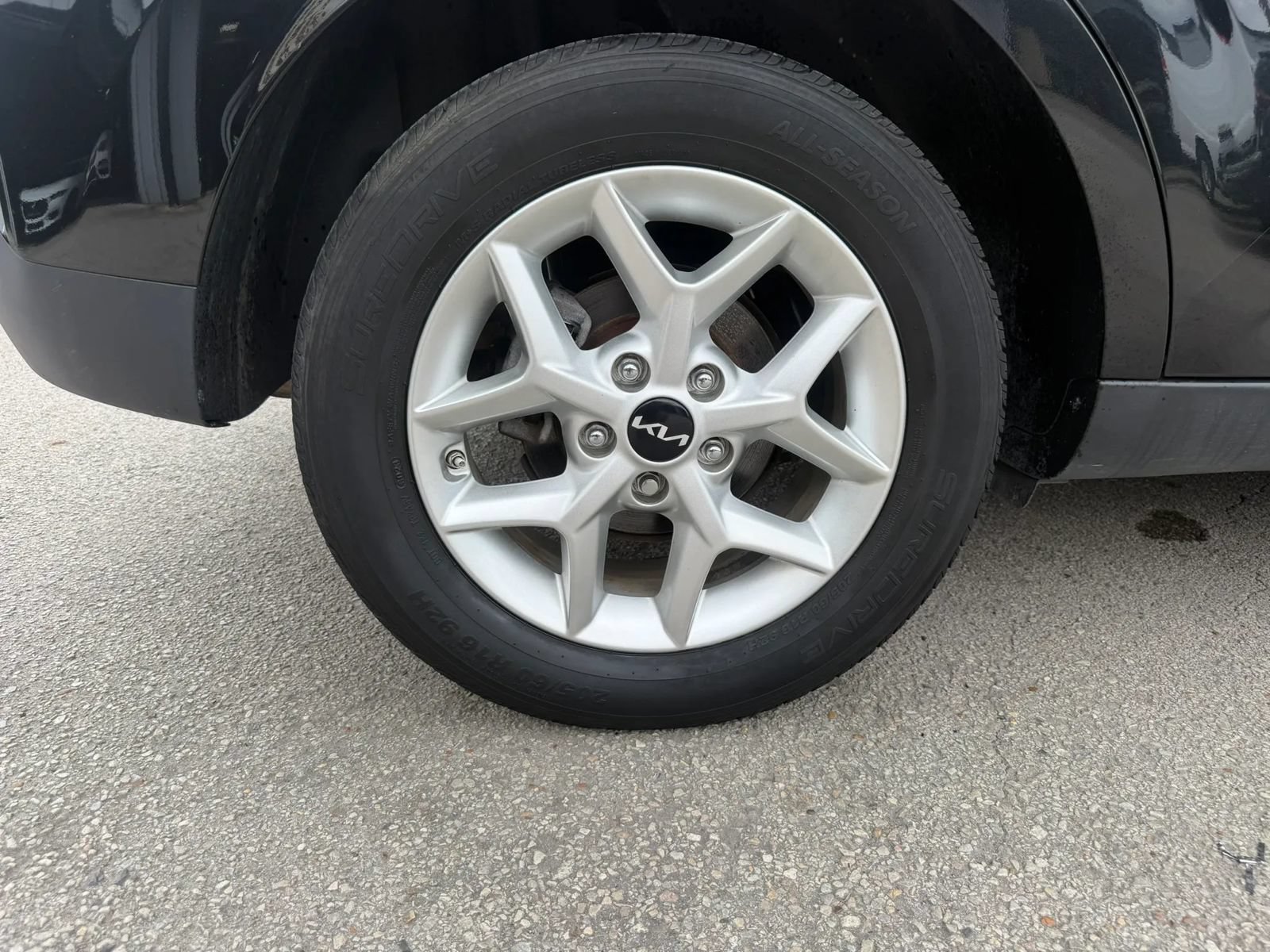 Used 2023 Kia Soul LX w/ LX Technology Package FWD image 33