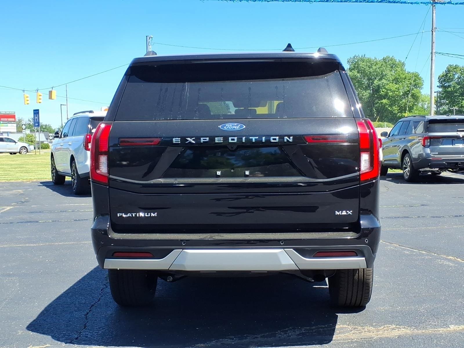 New 2026 Ford Expedition Max Platinum w/ Platinum Ultimate Package AWD/4WD image 14