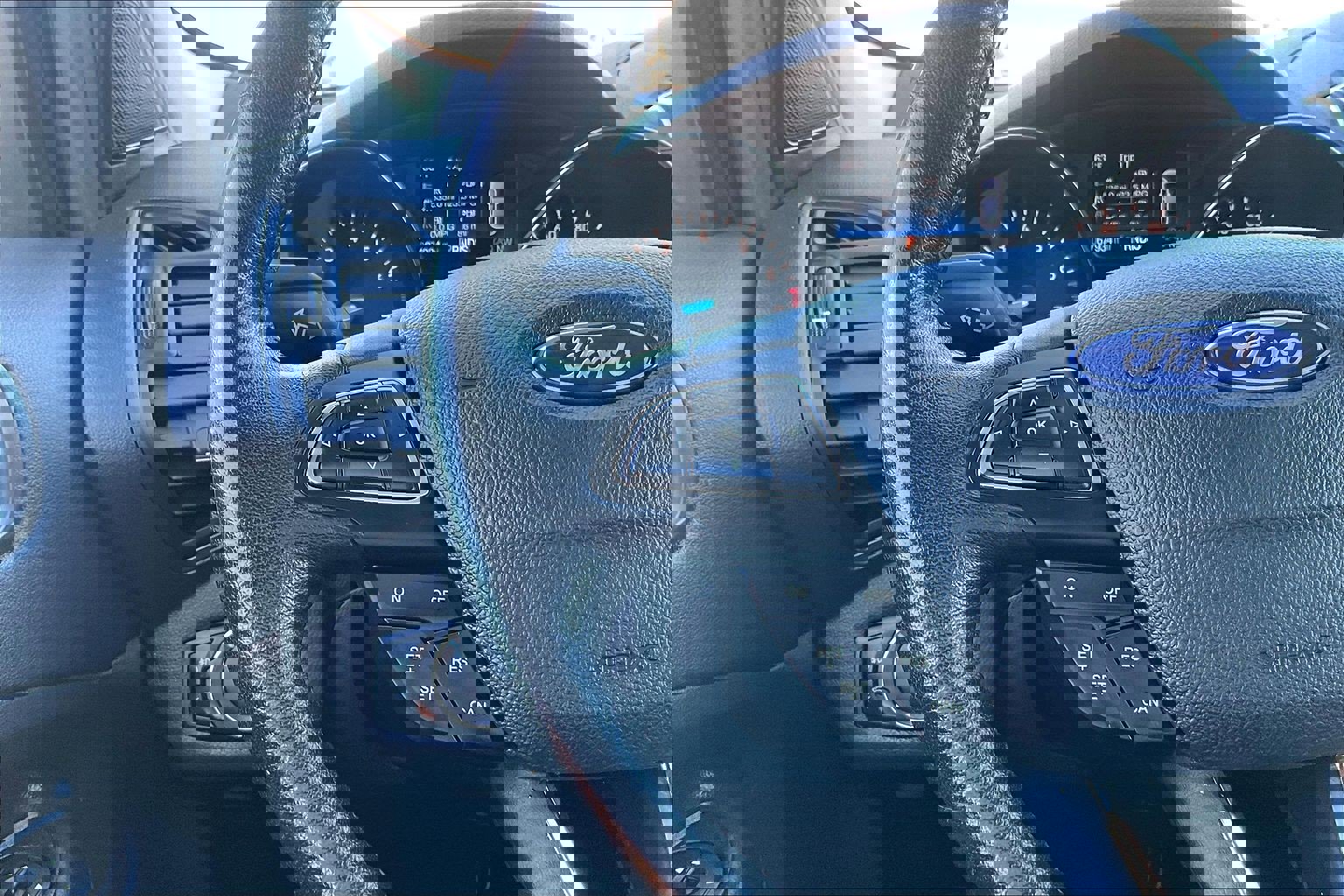 Used 2019 Ford Escape SEL image 19