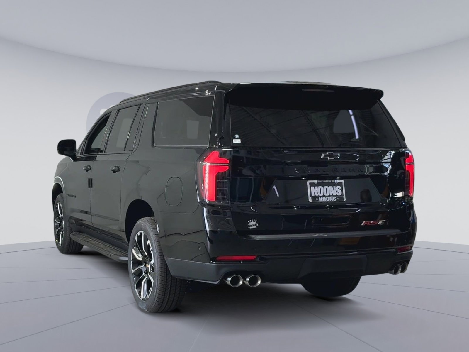 New 2026 Chevrolet Suburban RST w/ Comfort Package AWD/4WD image 10