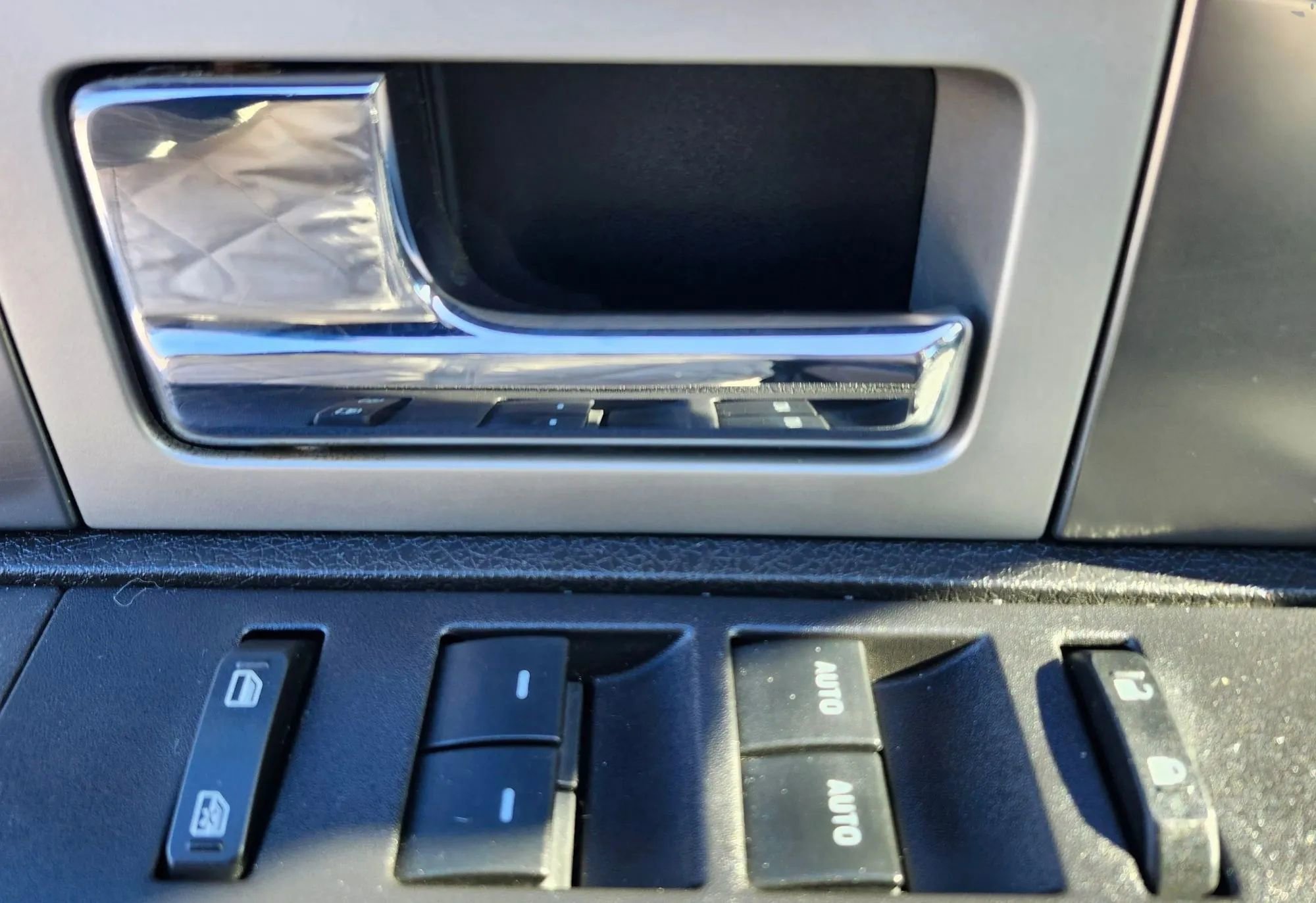 Used 2014 Ford F150 FX4 w/ Equipment Group 402A Luxury image 19