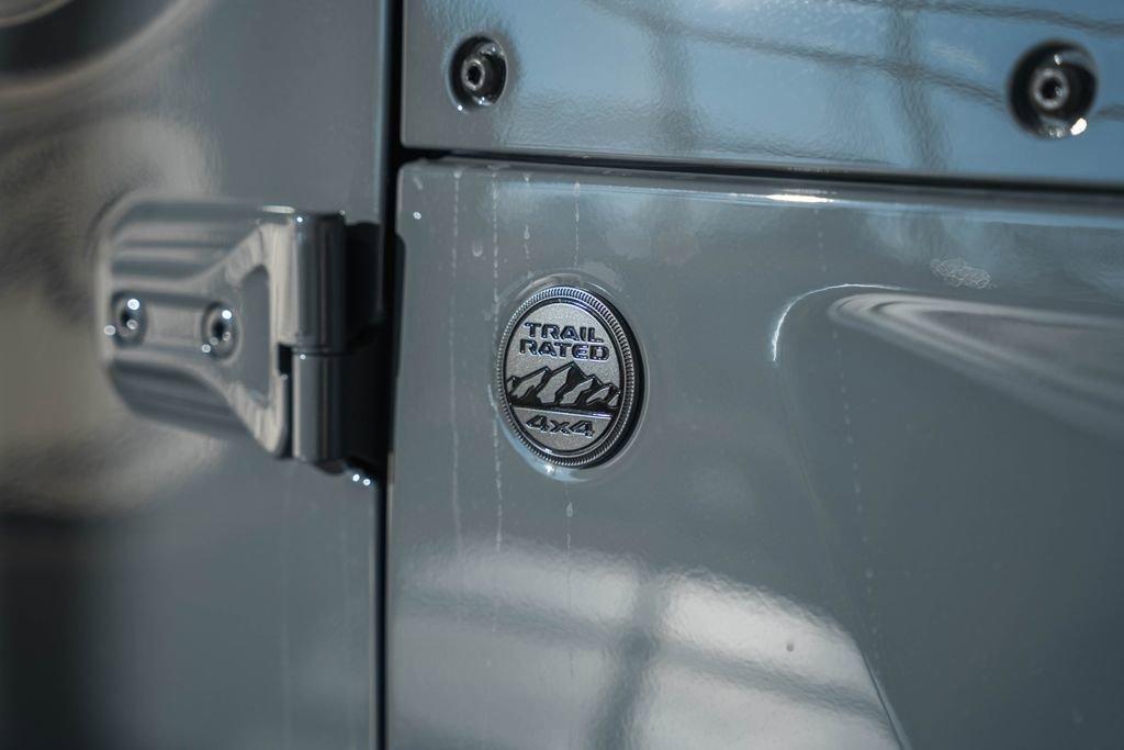 New 2026 Jeep Gladiator Sport image 14