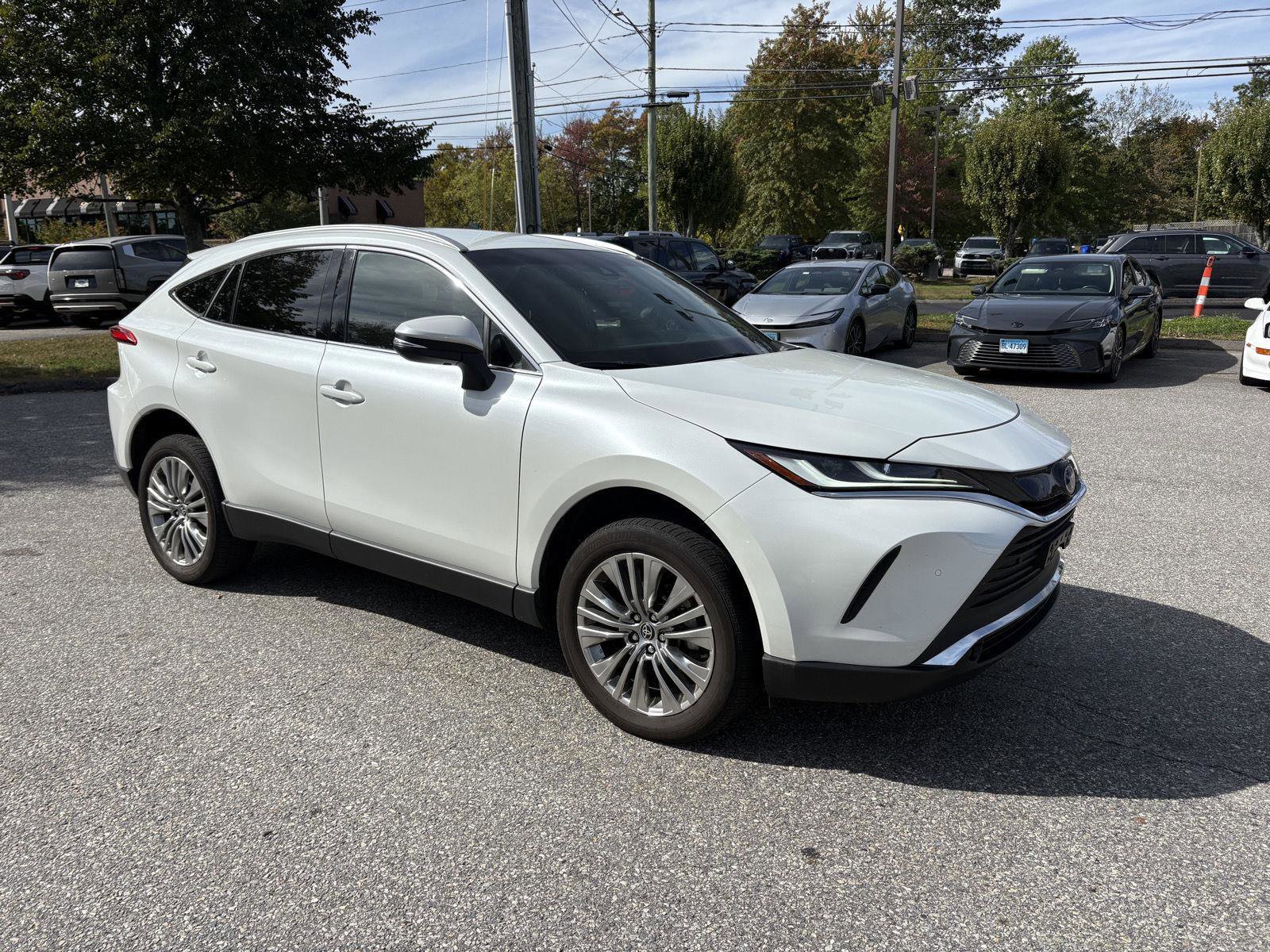 Used 2023 Toyota Venza XLE