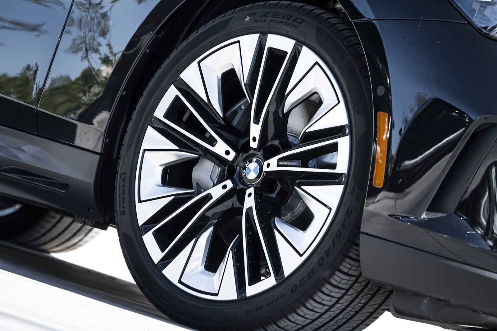 Used 2026 BMW i5 eDrive40 RWD image 7