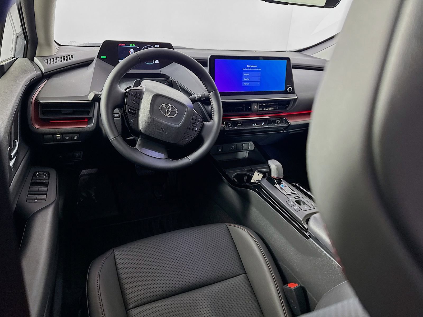 Used 2024 Toyota Prius Prime FWD image 22