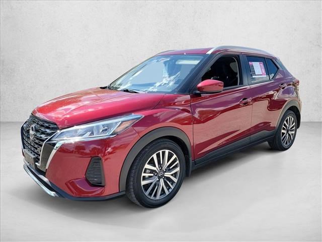 Used 2024 Nissan Kicks SV image 1