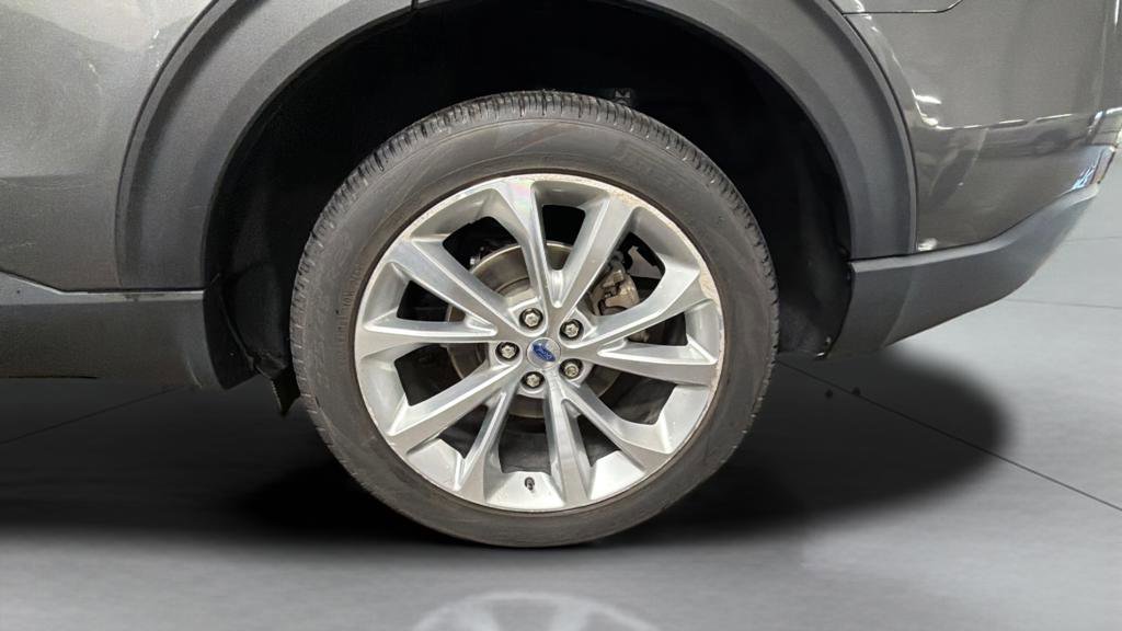 Used 2022 Ford Explorer Platinum w/ Equipment Group 601A image 17