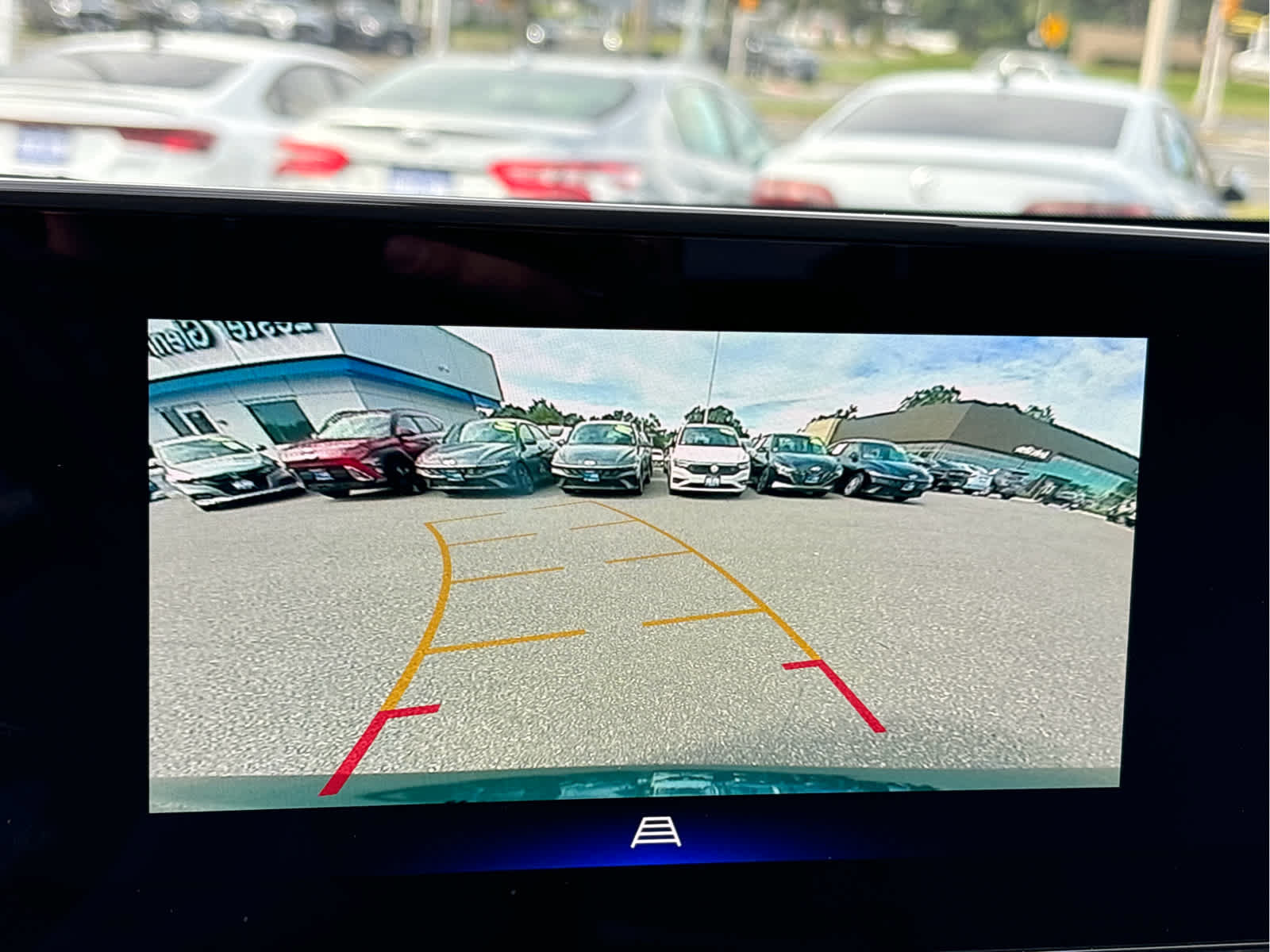 Used 2025 Chevrolet Trax LT FWD image 14