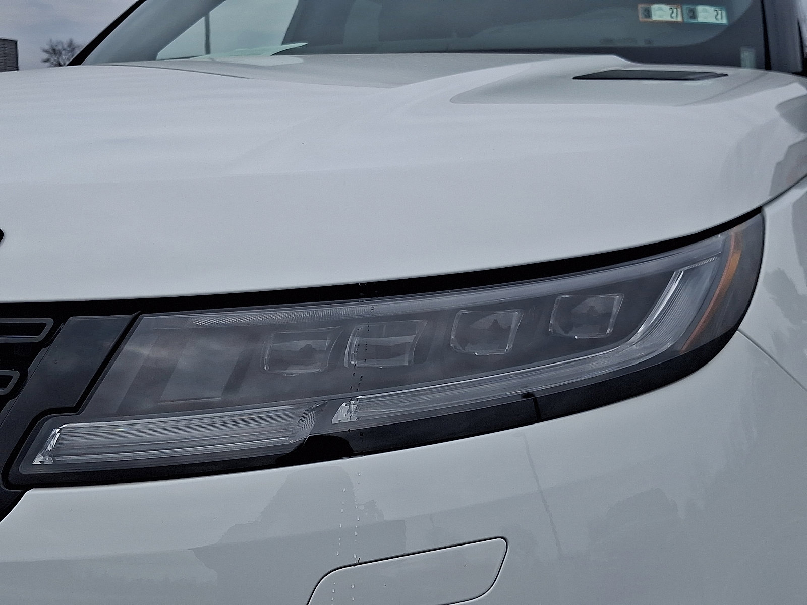 Used 2024 Land Rover Range Rover Sport Dynamic SE image 9