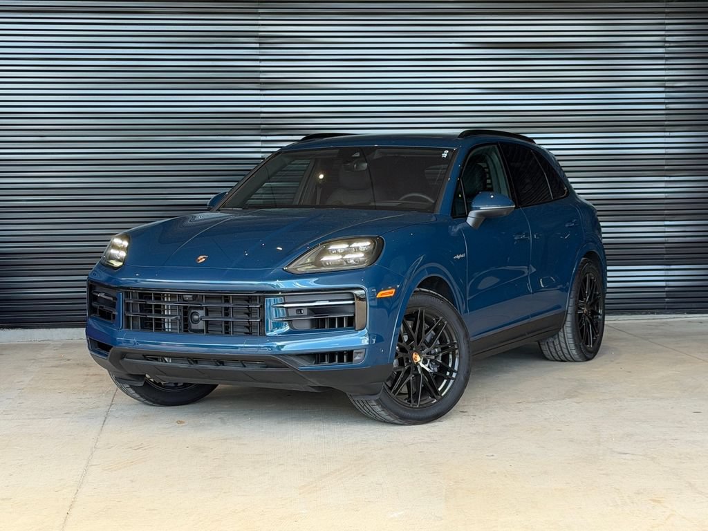 Certified 2025 Porsche Cayenne E-Hybrid AWD/4WD image 1