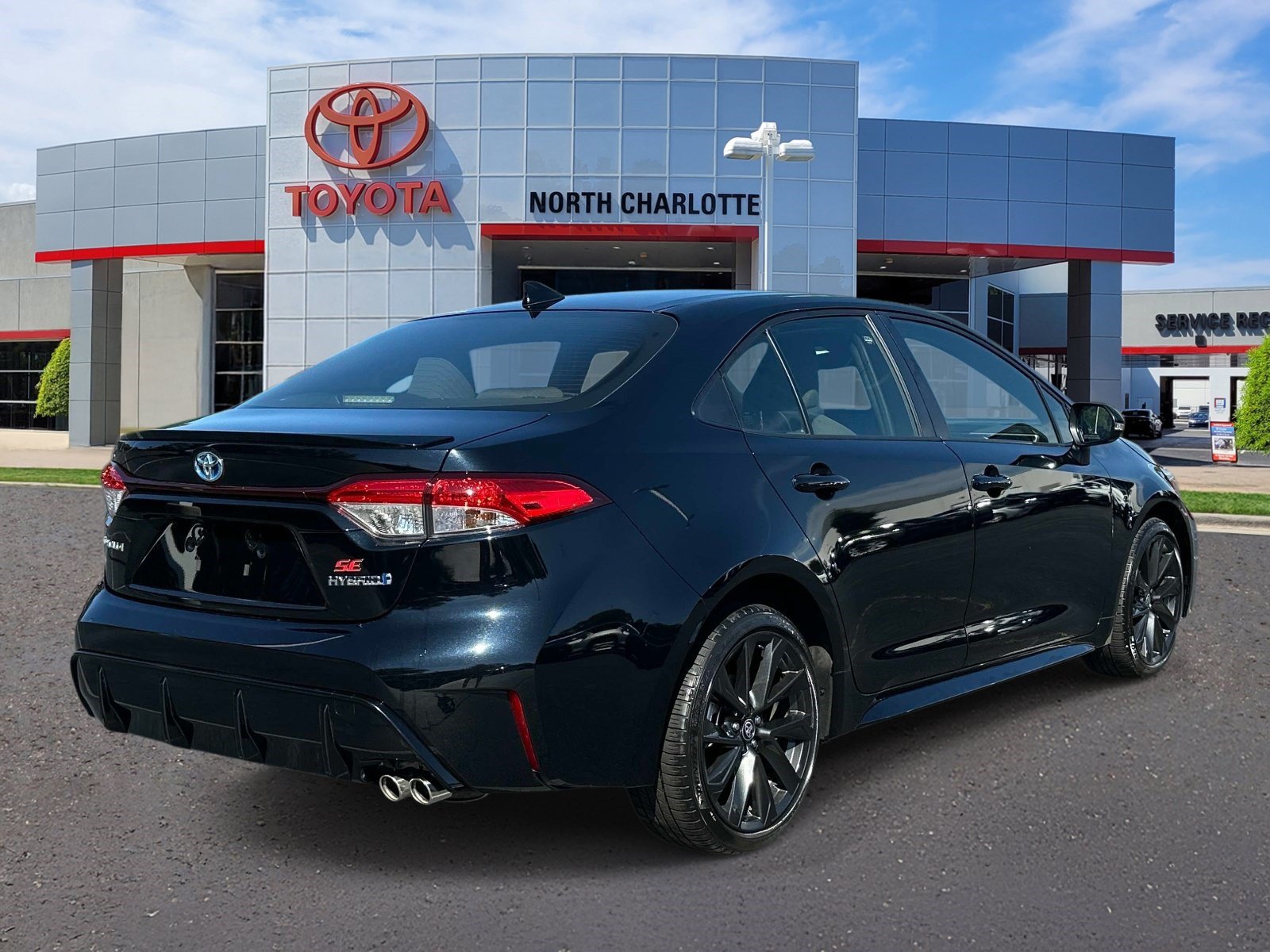 Used 2024 Toyota Corolla SE FWD image 6