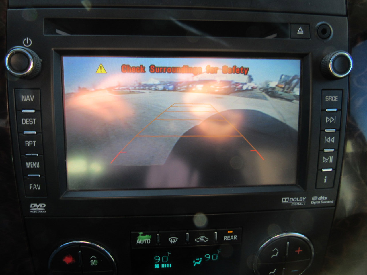 Used 2013 GMC Yukon XL Denali image 21