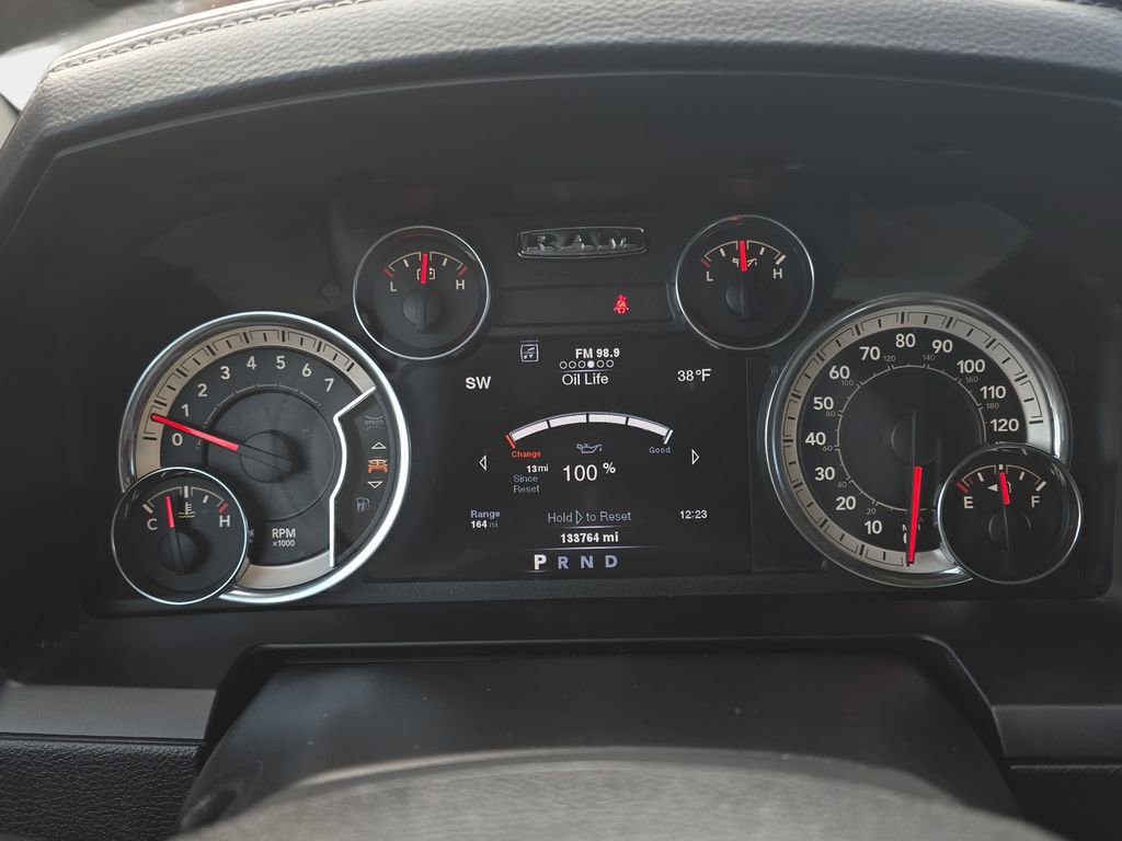 Used 2014 RAM 1500 Laramie w/ Convenience Group image 18