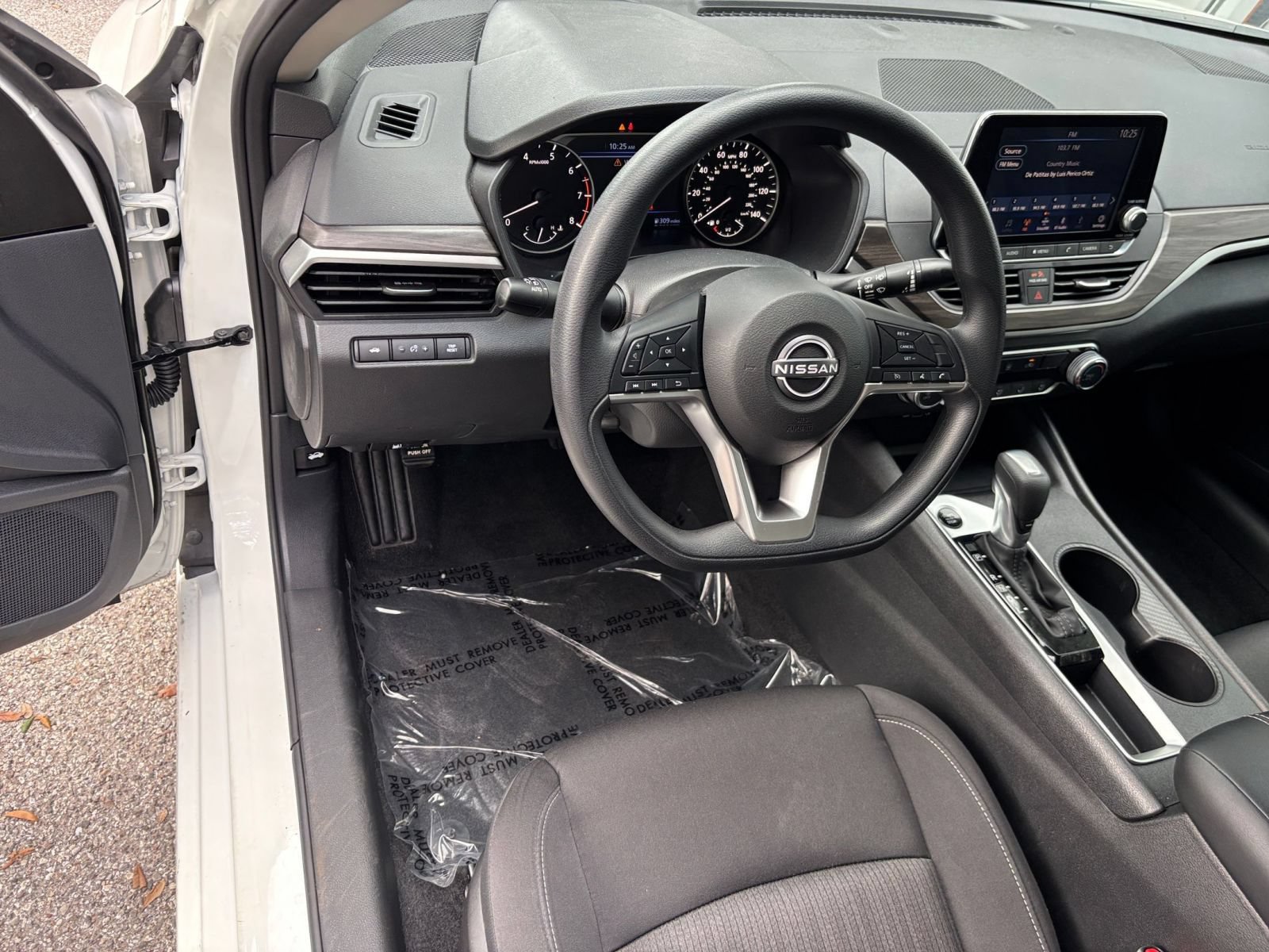 Used 2026 Nissan Altima 2.5 SV FWD image 34