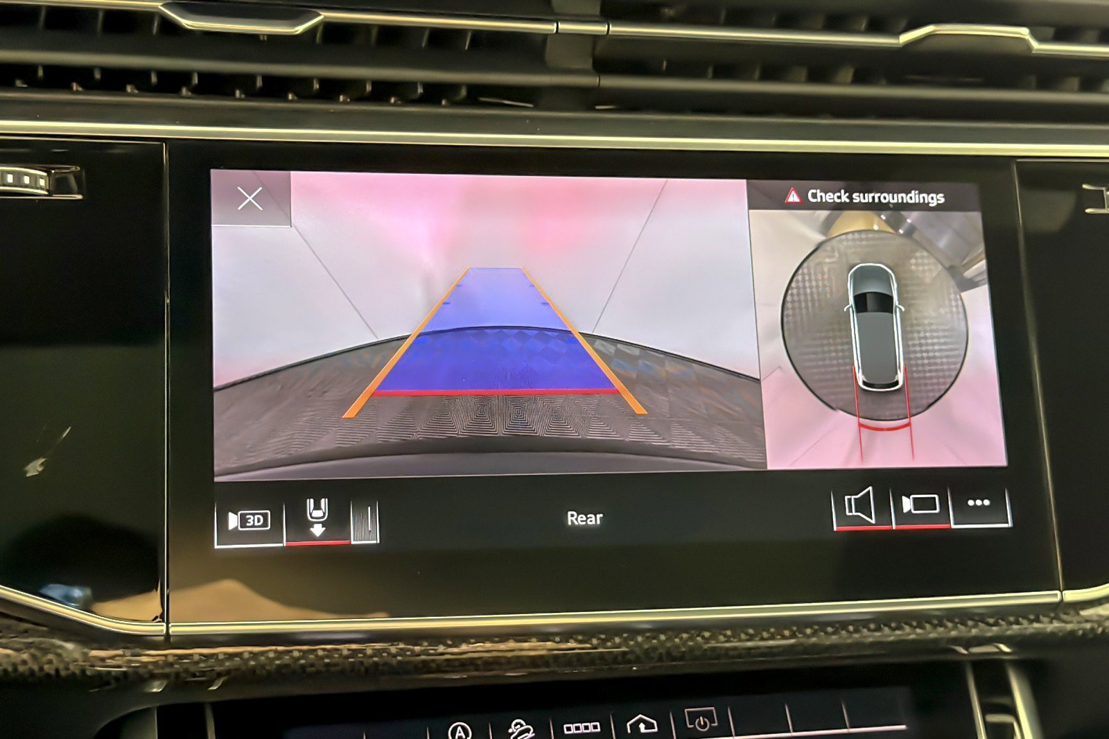 Used 2022 Audi SQ7 Premium Plus w/ SQ7 Executive Package image 19