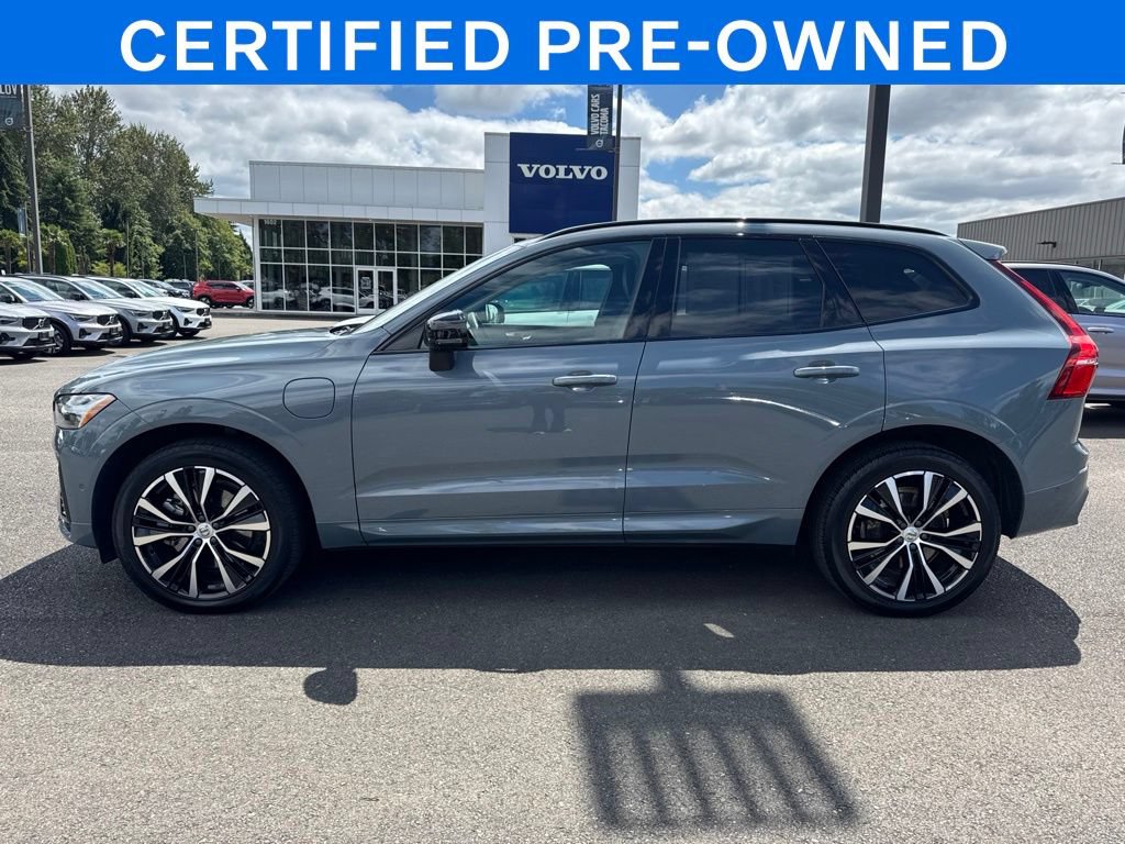 Certified 2023 Volvo XC60 T8 Ultimate AWD/4WD image 3