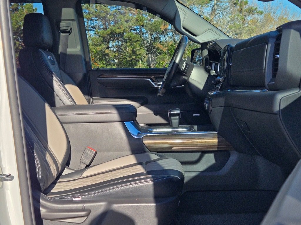 Used 2024 Chevrolet Silverado 1500 RST w/ All Star Edition Plus image 33