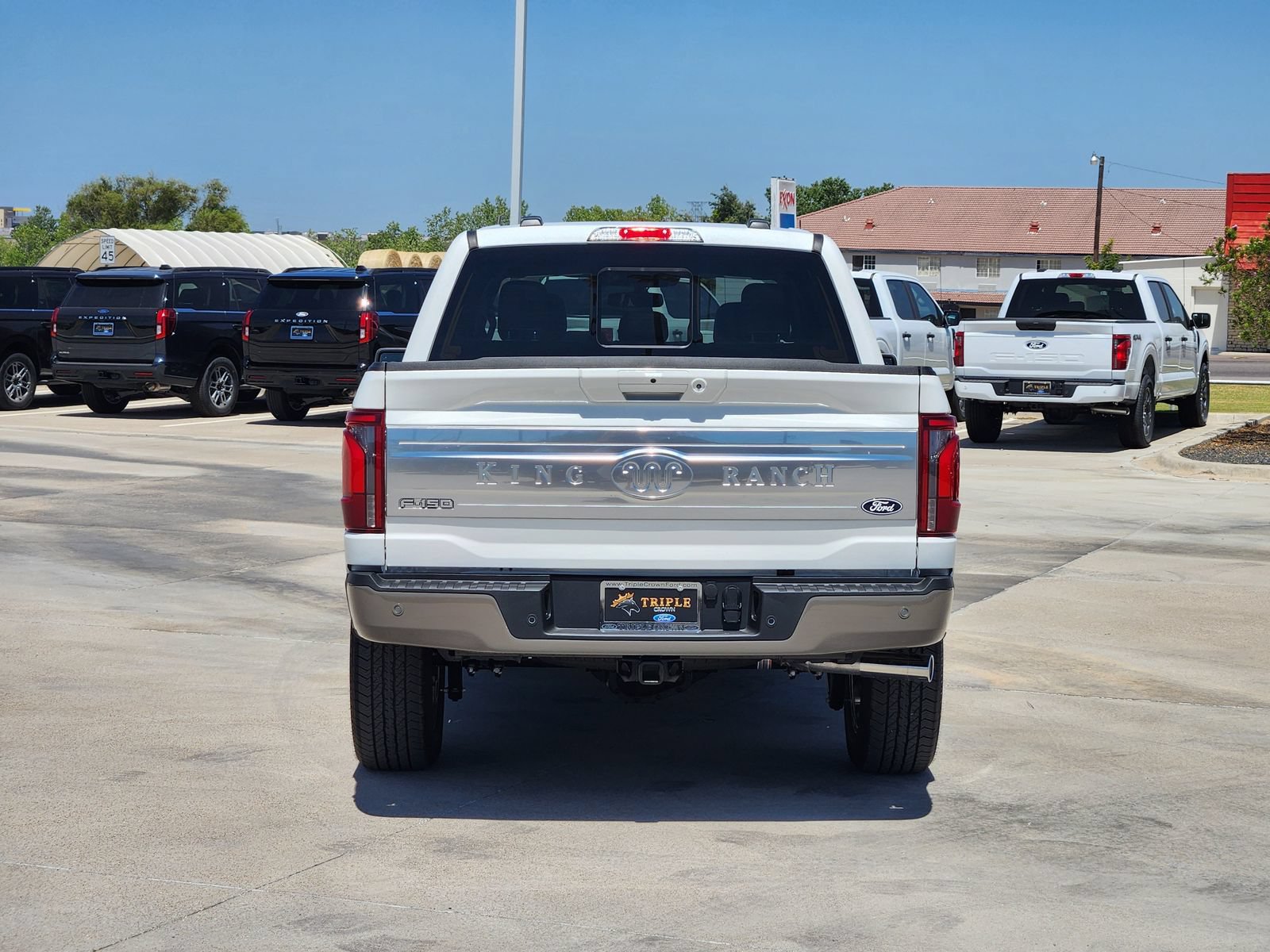 New 2026 Ford F150 King Ranch w/ Equipment Group 601A High AWD/4WD image 8