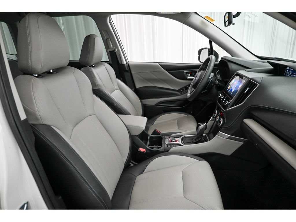 Used 2023 Subaru Forester Limited AWD/4WD image 18