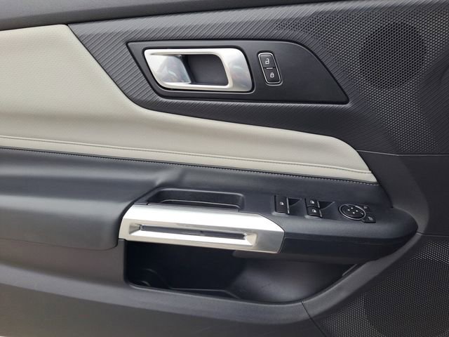 Used 2024 Ford Mustang Premium image 16