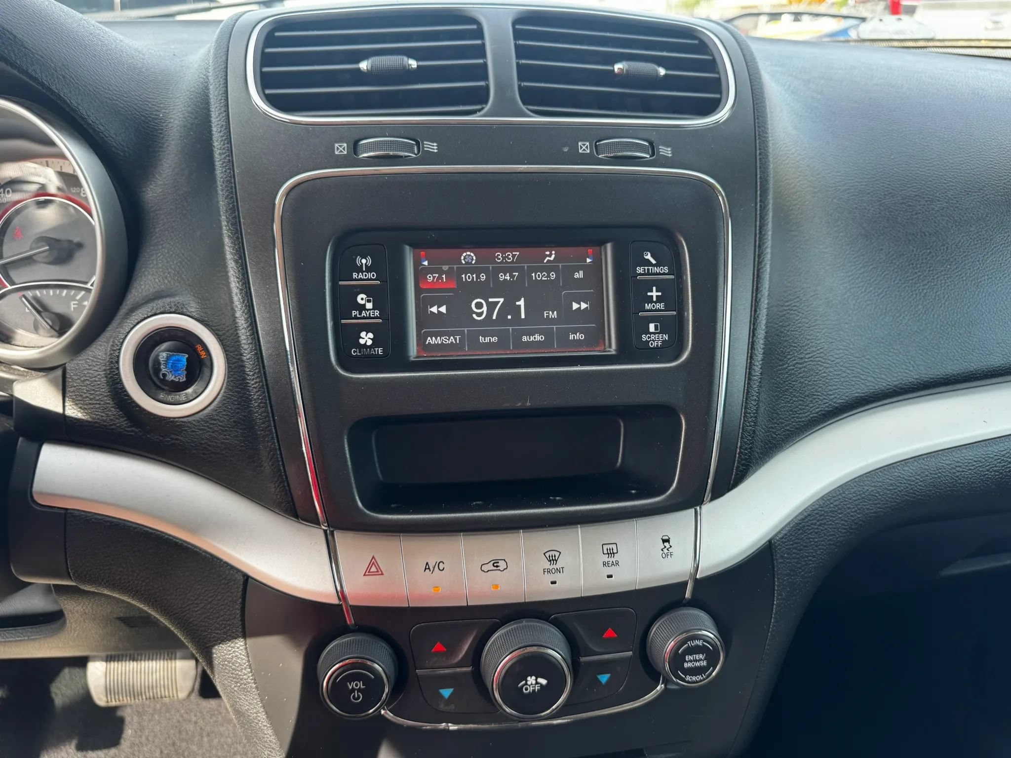 Used 2013 Dodge Journey SXT w/ Flexible Seating Group AWD/4WD image 19