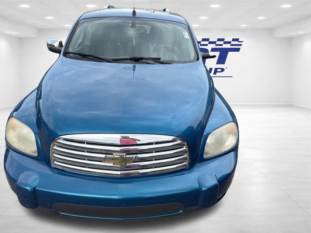Used 2009 Chevrolet HHR LT w/ LT Preferred Equipment Group image 2