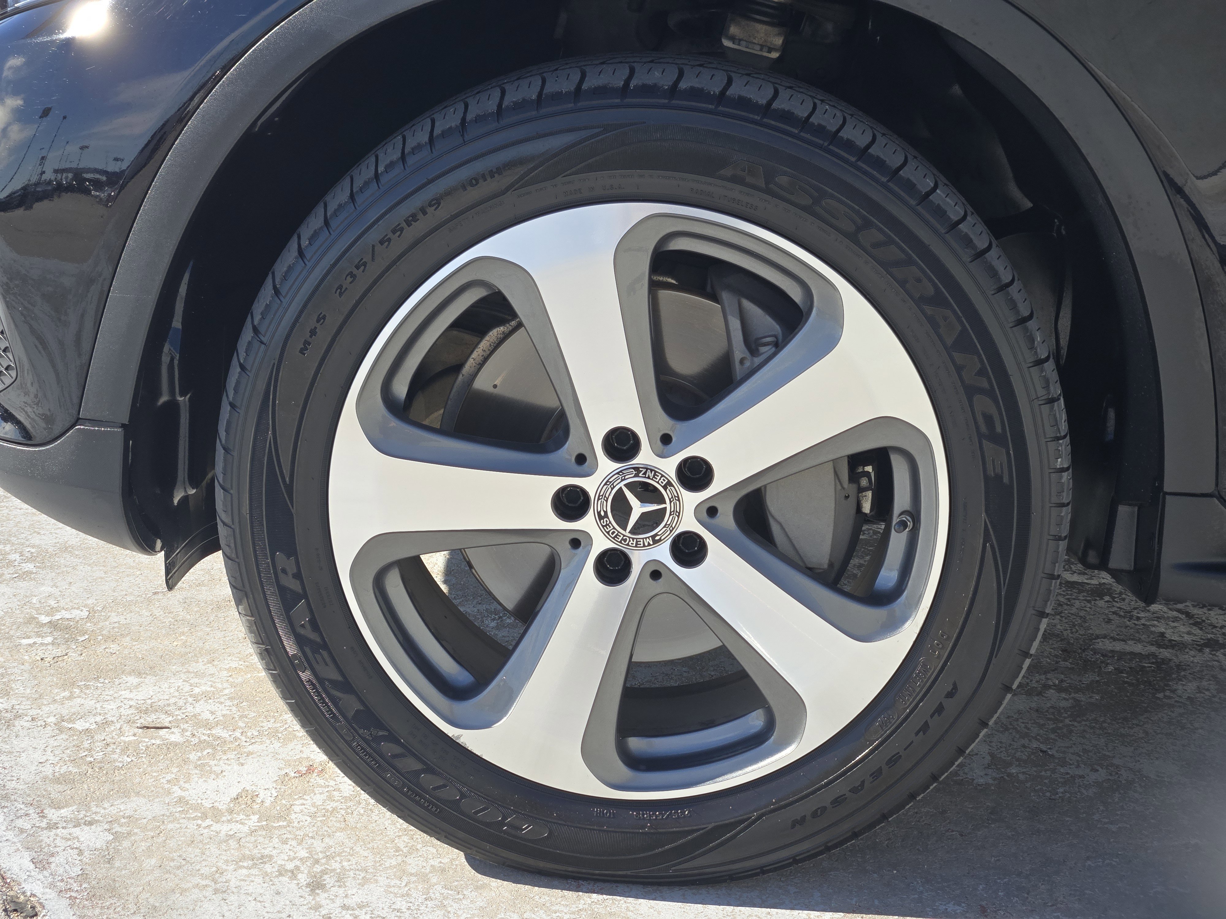 Used 2019 Mercedes-Benz GLC 300 4MATIC Coupe image 13