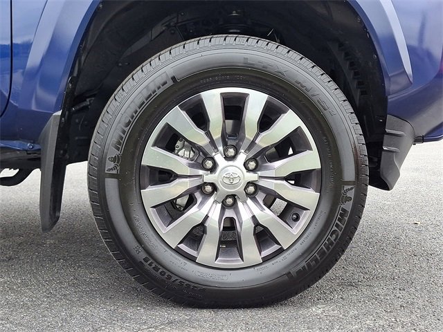 Used 2023 Toyota Tacoma Limited image 8