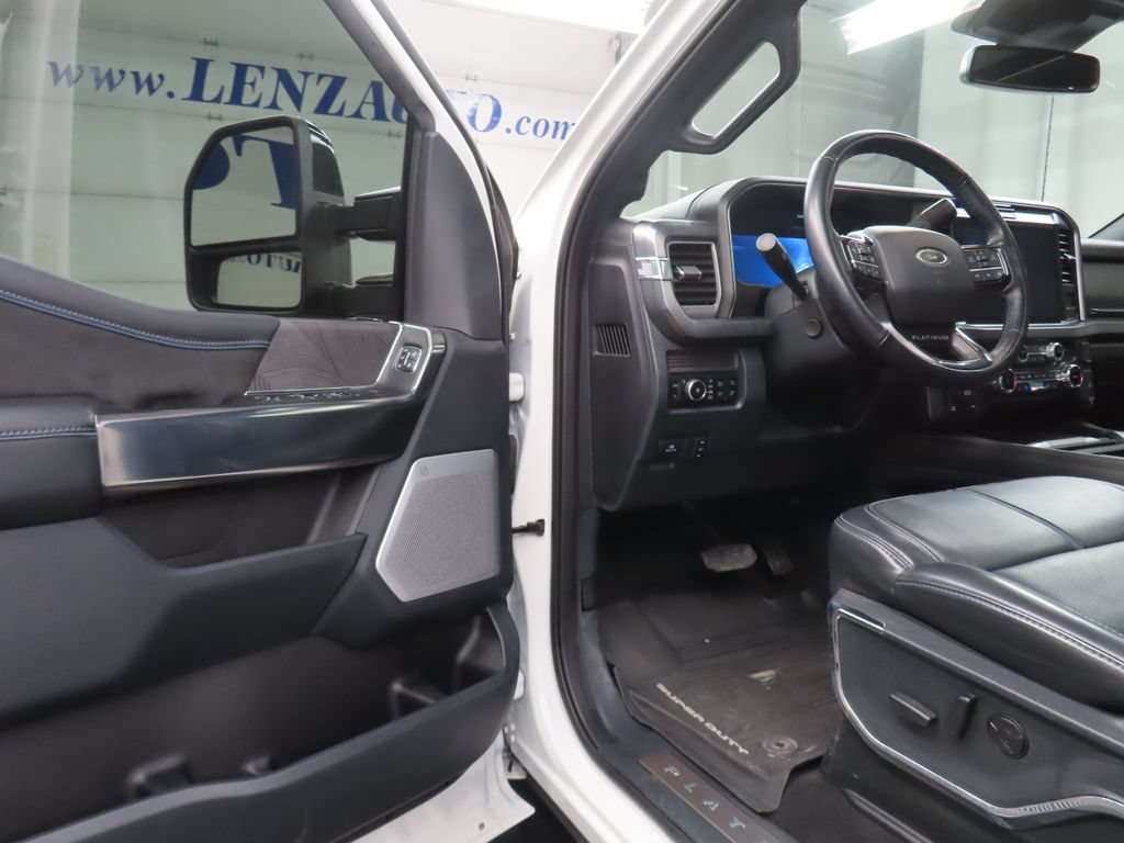 Used 2025 Ford F250 Platinum AWD/4WD image 49