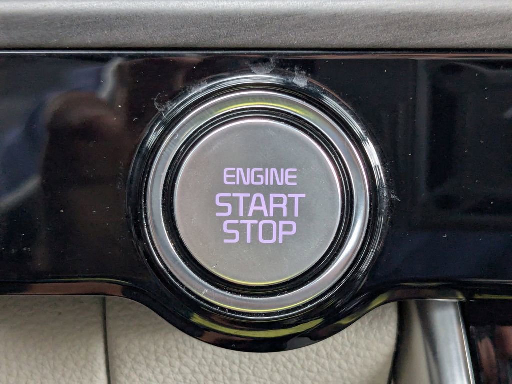 Used 2022 Kia Carnival SX FWD image 42