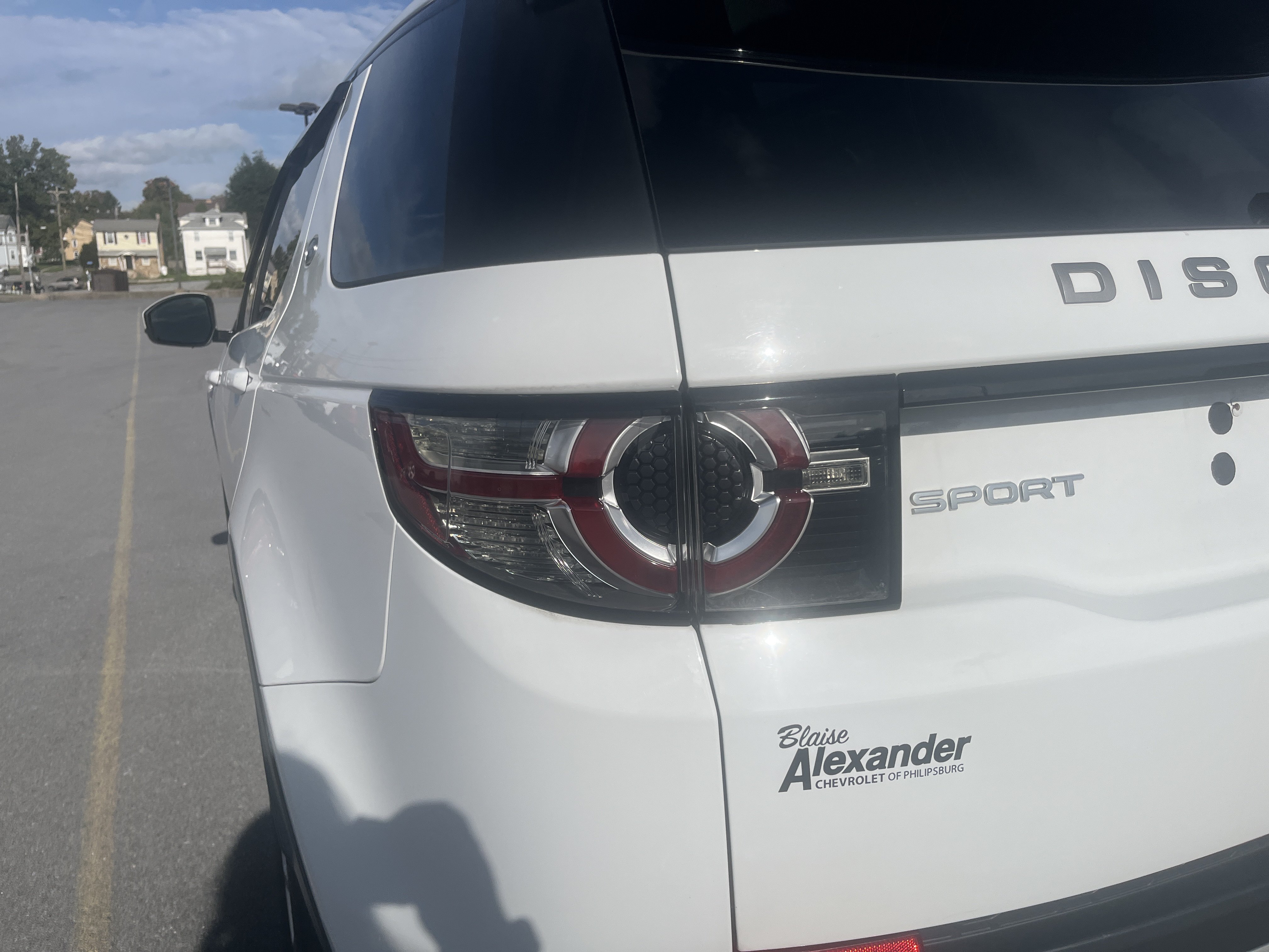 Used 2016 Land Rover Discovery Sport HSE AWD/4WD image 15