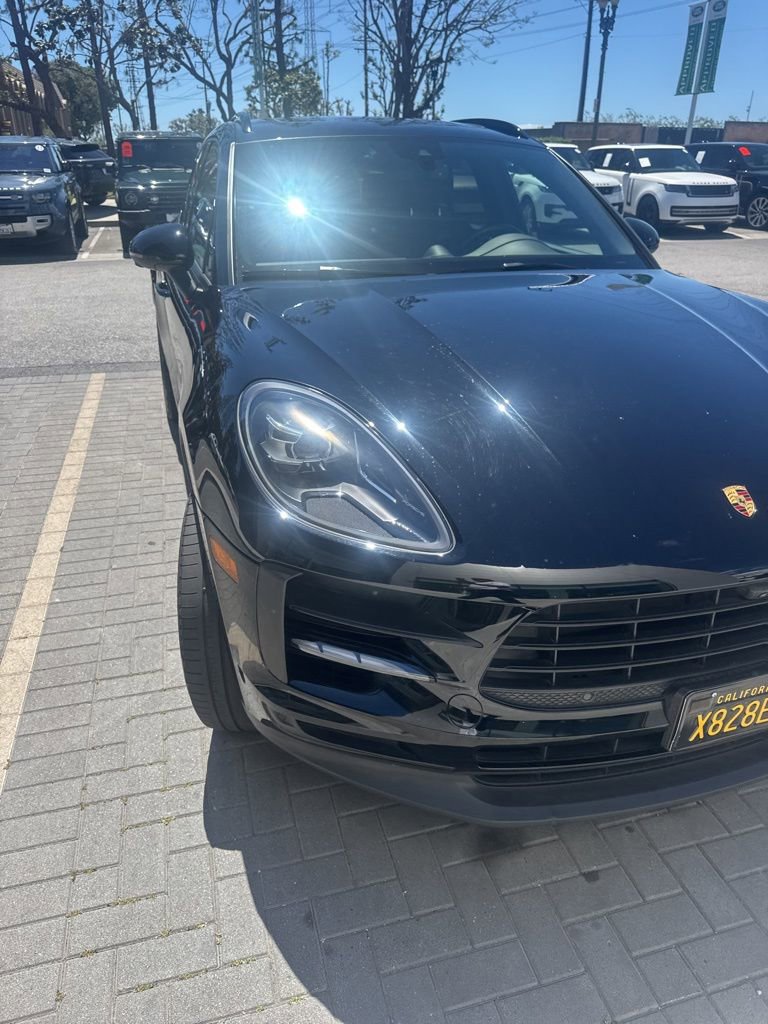 Used 2021 Porsche Macan image 3