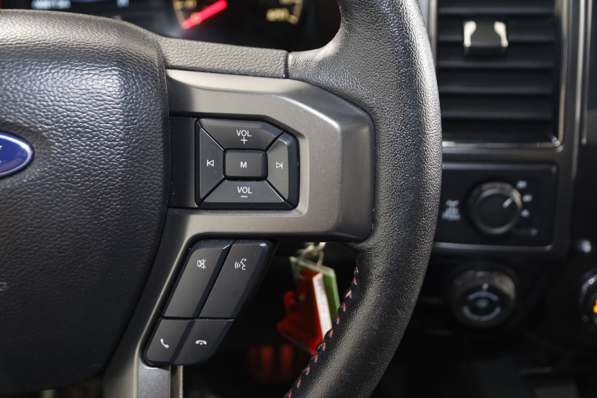 Used 2019 Ford F150 XLT w/ Equipment Group 302A Luxury AWD/4WD image 33