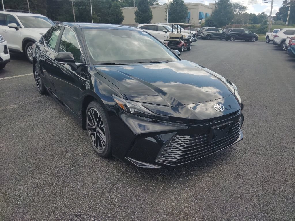 New 2026 Toyota Camry XLE w/ Premium Plus Package