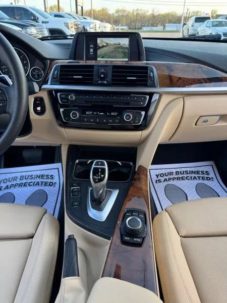 Used 2018 BMW 330i Sedan RWD image 30