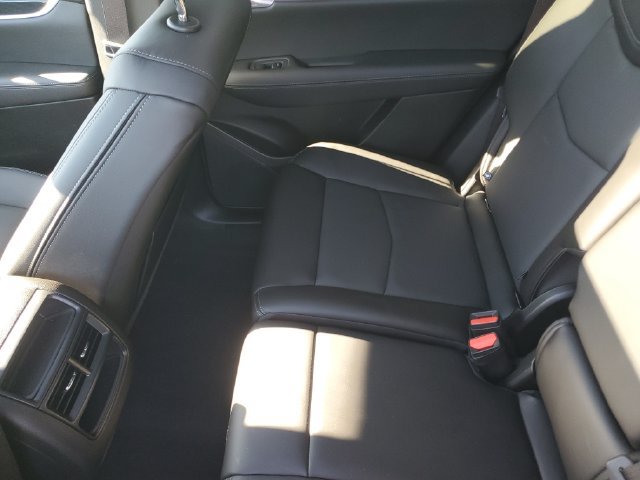 Certified 2024 Cadillac XT5 Premium Luxury w/ LPO, Floor Liner Package AWD/4WD image 32