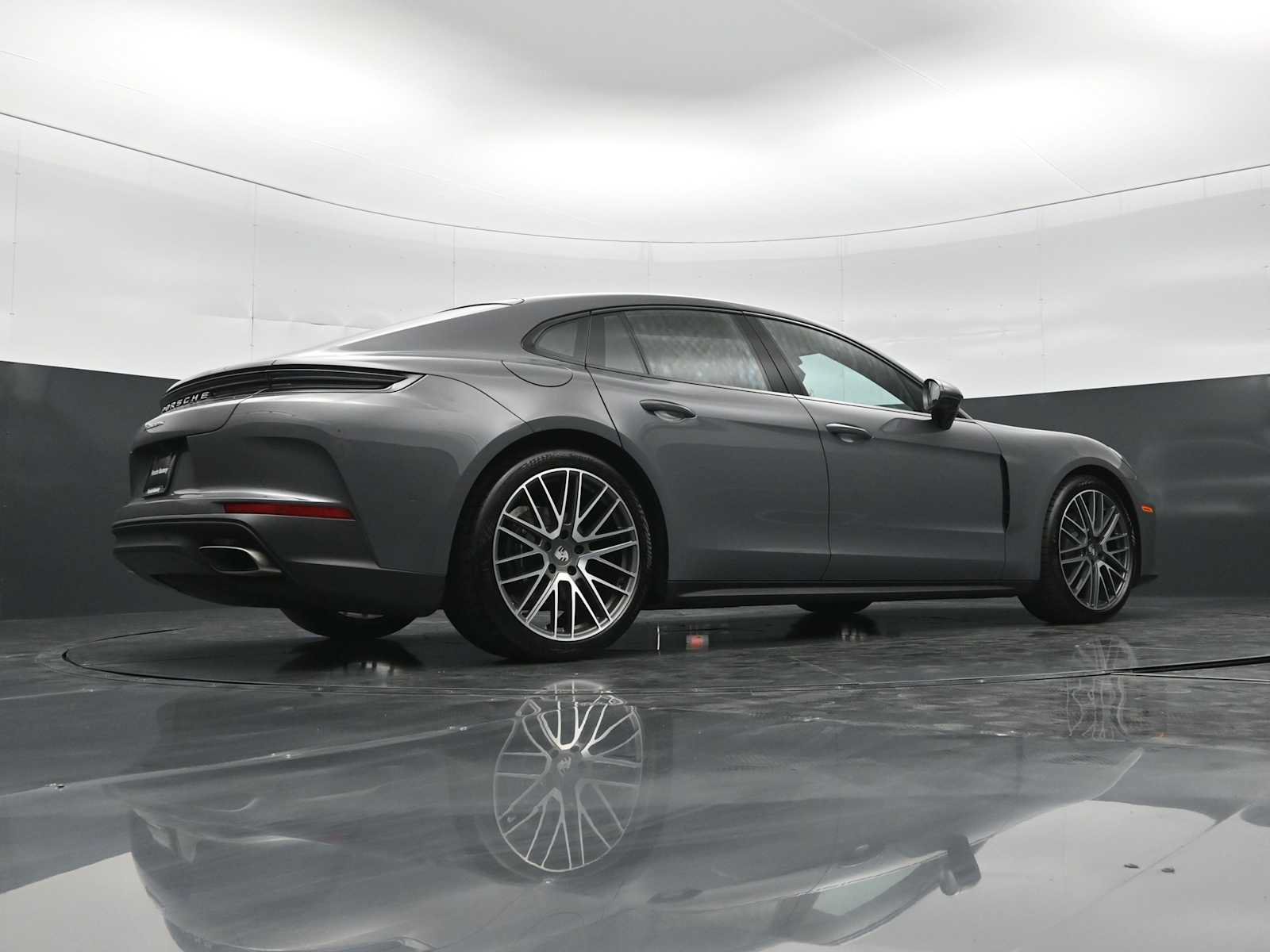 New 2026 Porsche Panamera RWD image 43