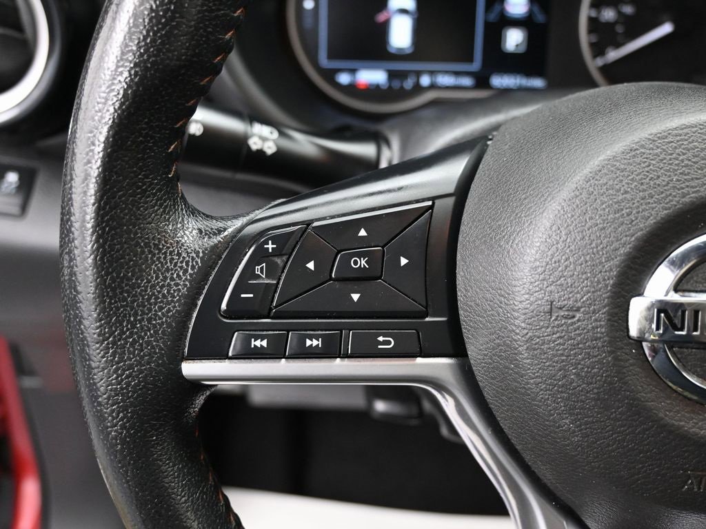 Used 2019 Nissan Kicks SR image 16