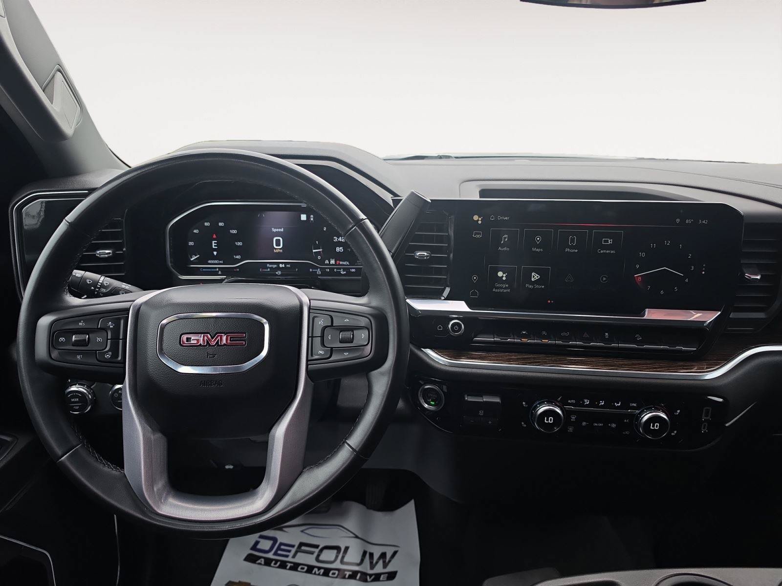 Used 2023 GMC Sierra 1500 Elevation w/ X31 Off-Road Package AWD/4WD image 13
