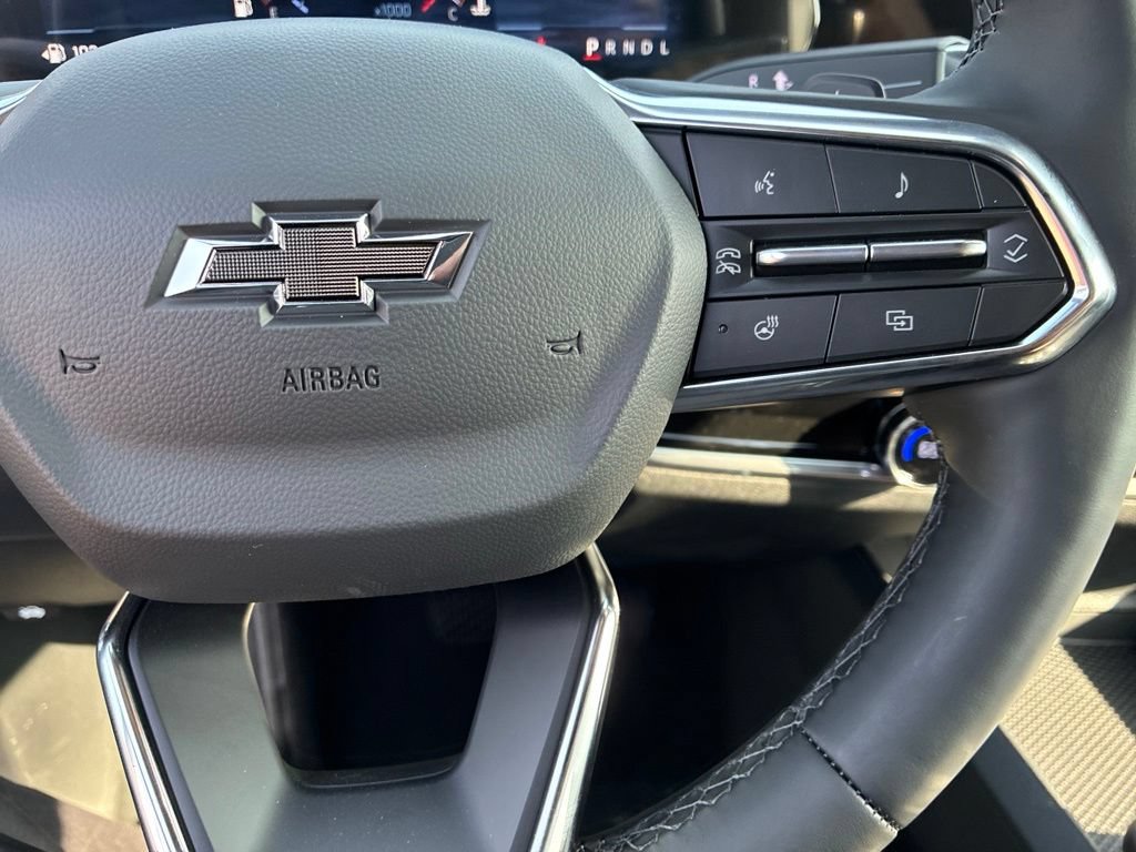 New 2027 Chevrolet Equinox ACTIV w/ Convenience Package III FWD image 23