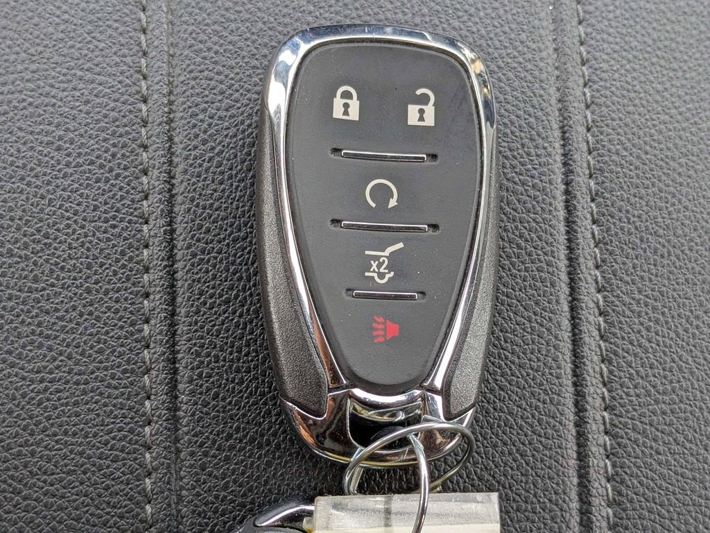 Used 2022 Chevrolet Traverse LT w/ LPO, Floor Liner Package image 34