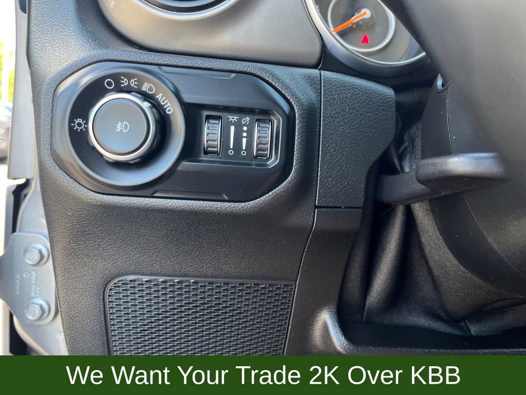 Used 2019 Jeep Wrangler Unlimited Sport S AWD/4WD image 16