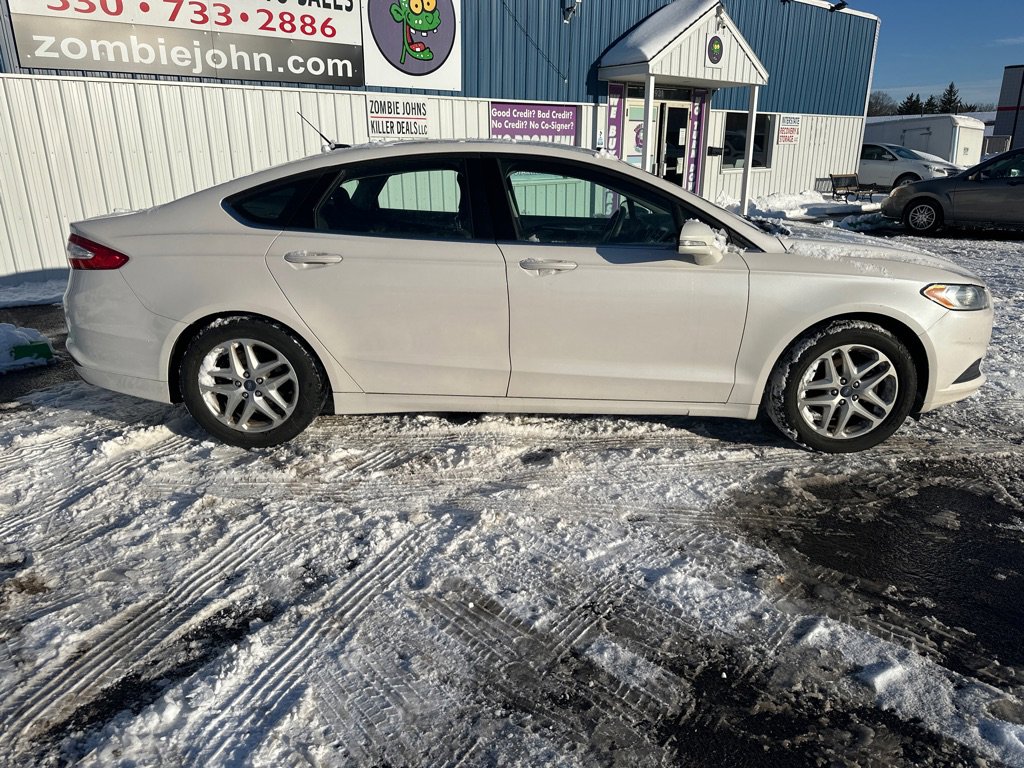 Used 2014 Ford Fusion SE image 8