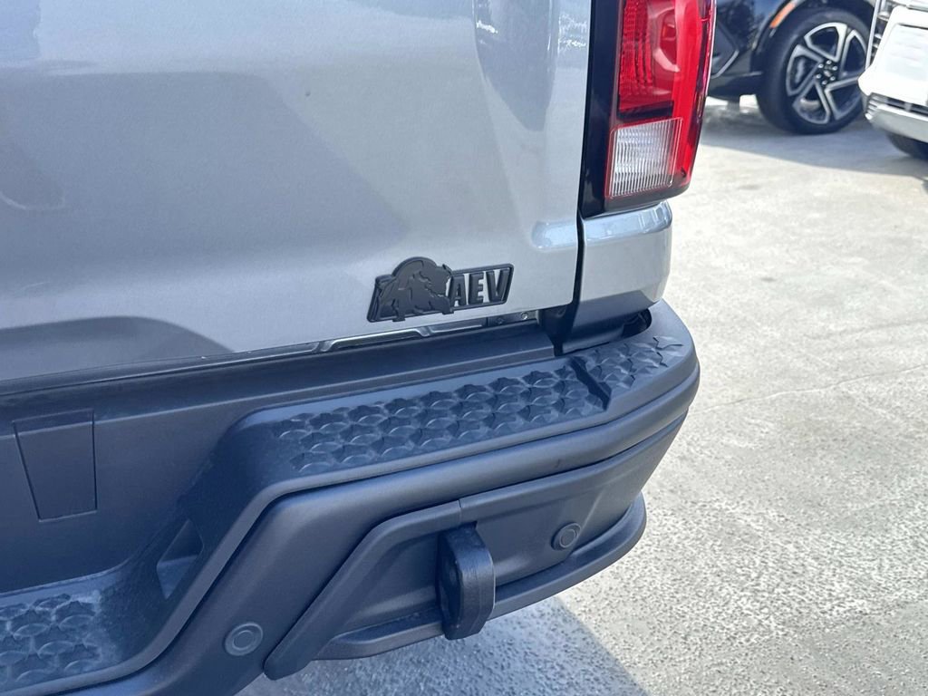 New 2026 Chevrolet Colorado ZR2 w/ ZR2 Bison Edition image 6