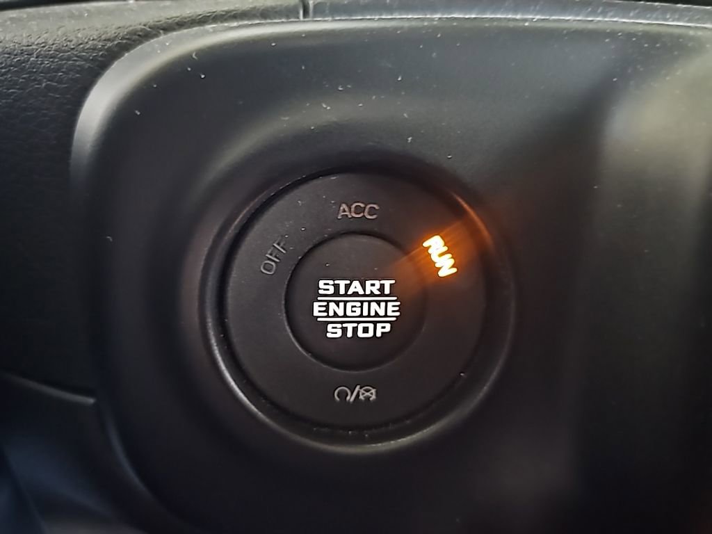 Used 2022 Jeep Wrangler Unlimited Sport image 13