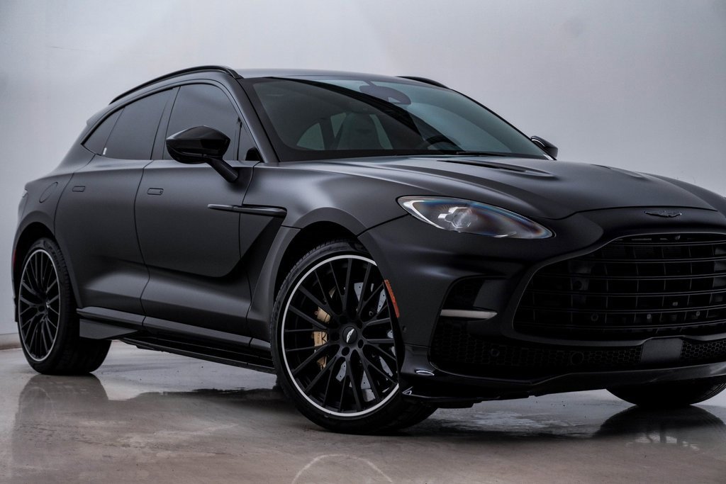 Used 2023 Aston Martin DBX 707 video 2