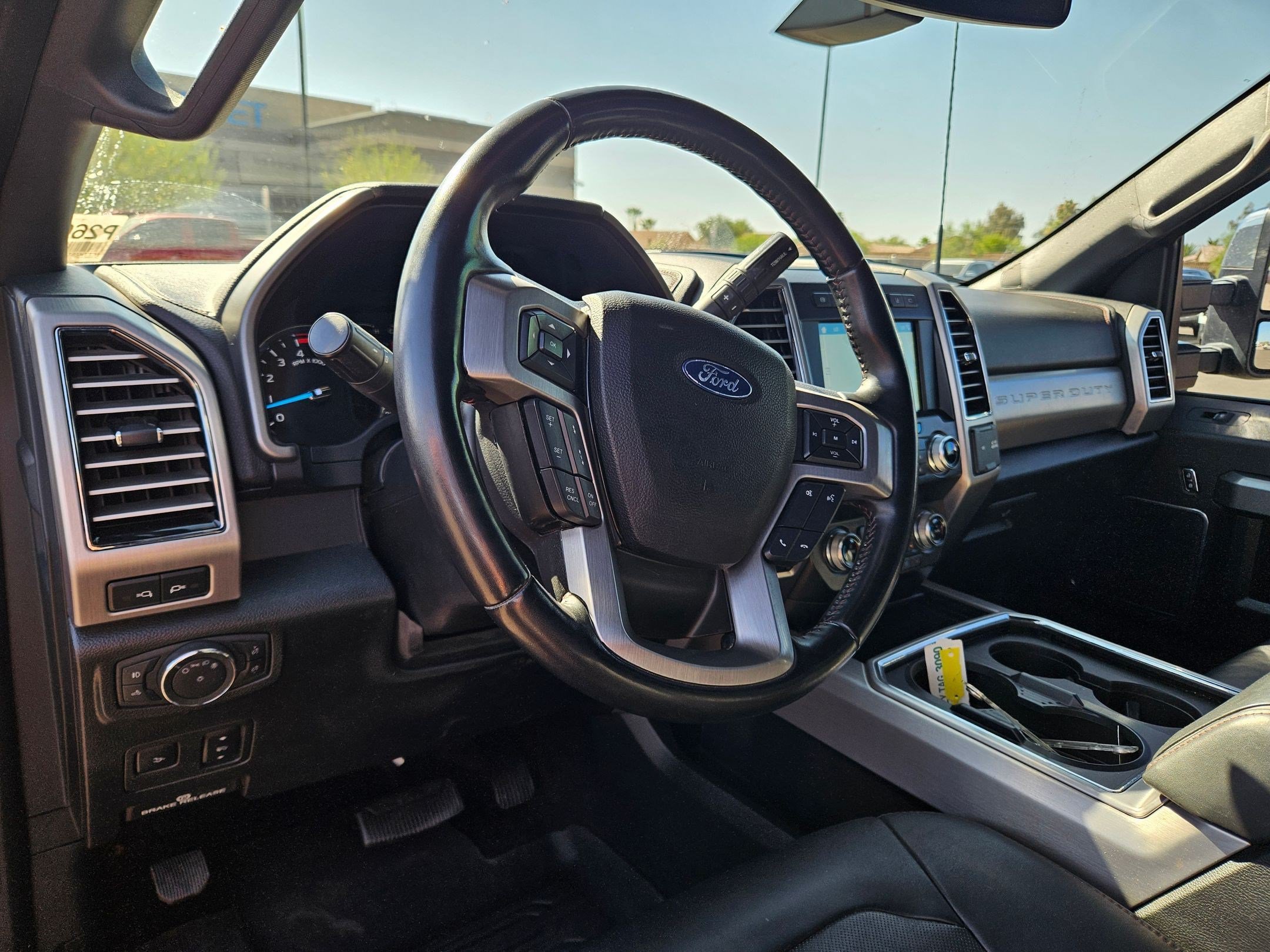 Used 2019 Ford F250 Platinum w/ Platinum Ultimate Package AWD/4WD image 16