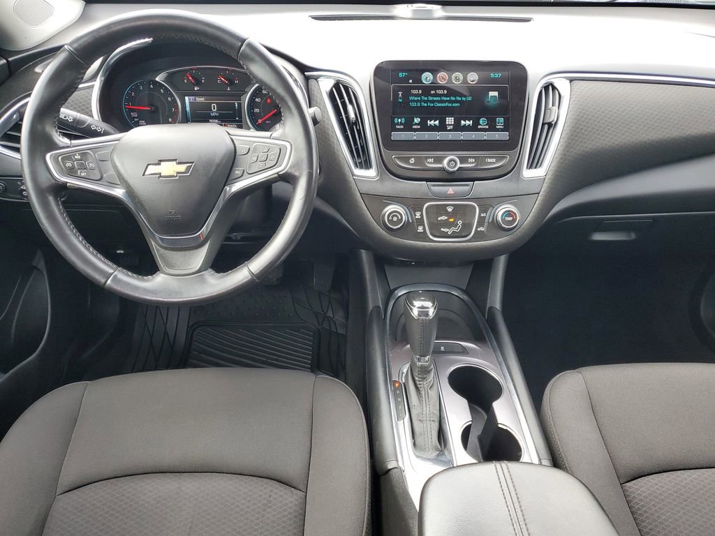 Used 2018 Chevrolet Malibu LT image 26