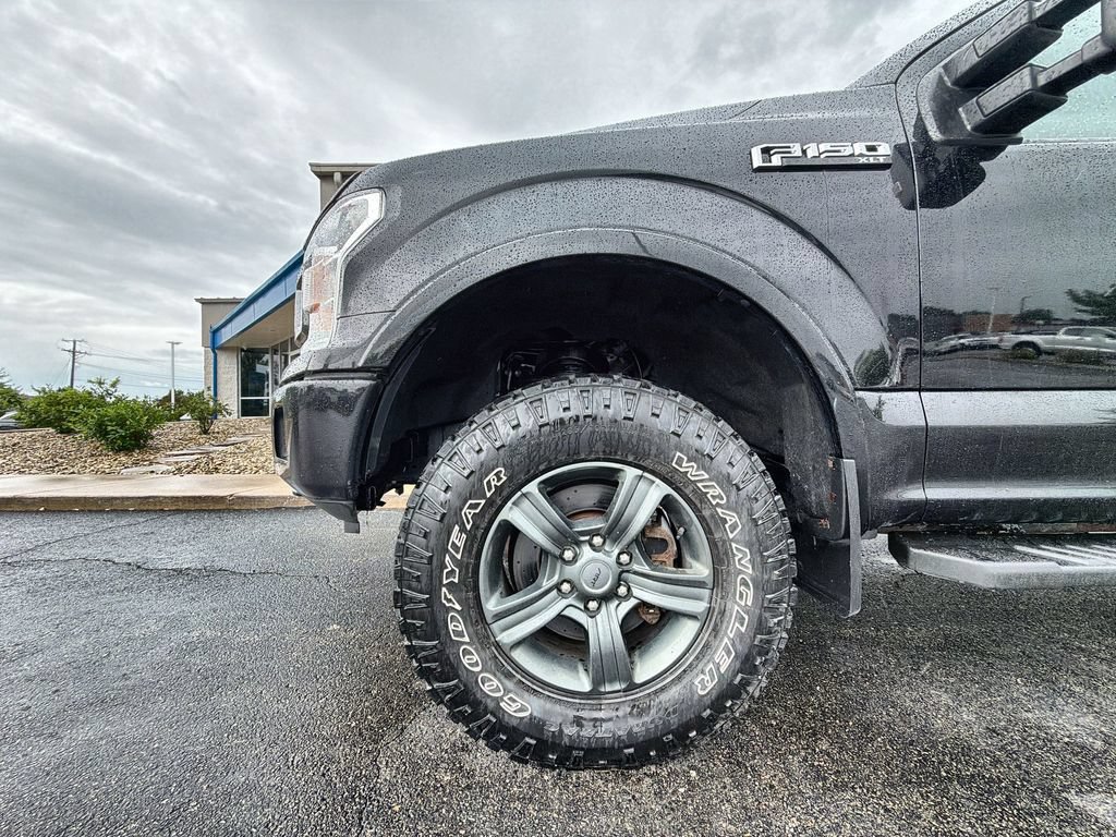 Used 2019 Ford F150 XLT w/ Equipment Group 302A Luxury AWD/4WD image 17