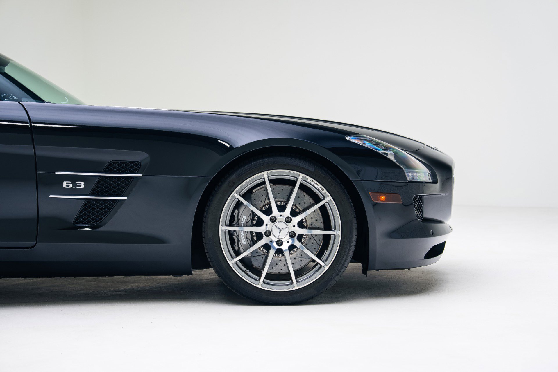 Used 2012 Mercedes-Benz SLS AMG image 18